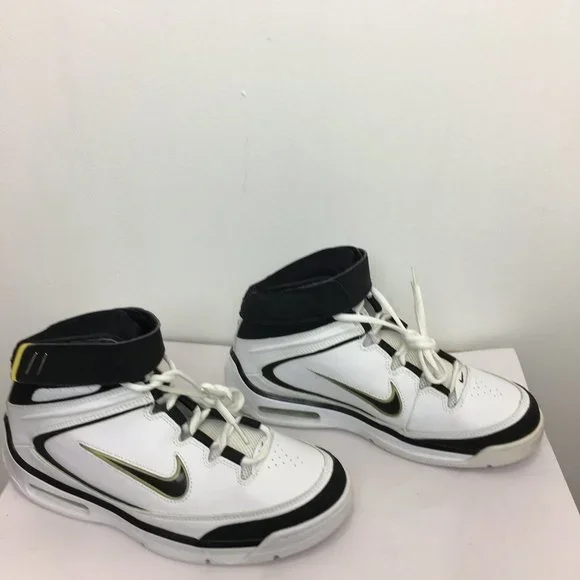 Nike | Shoes | Nike Air Elite Mens White Black Shoes 85  display picture 3